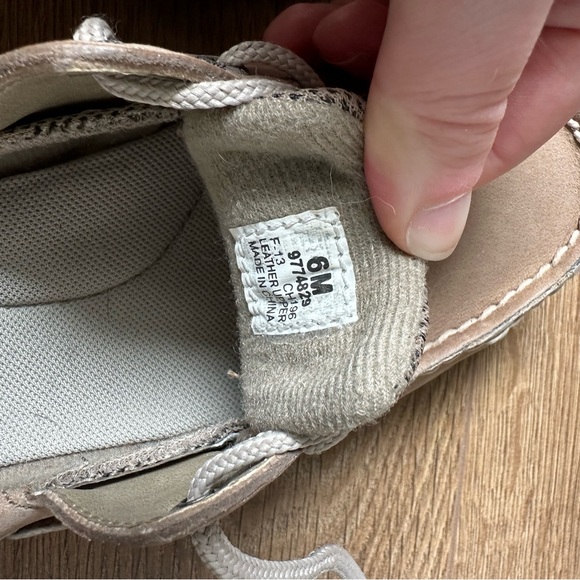 Sperry Topsider Boat Shoes - Size 6, Great Condition - Picture 6 of 6